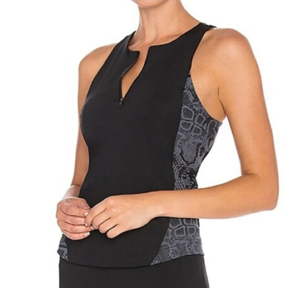 Adidas by Stella McCartney Run Leo 1/4 Zip Tank with Mesh Sides Vent Back Medium - Picture 7 of 14